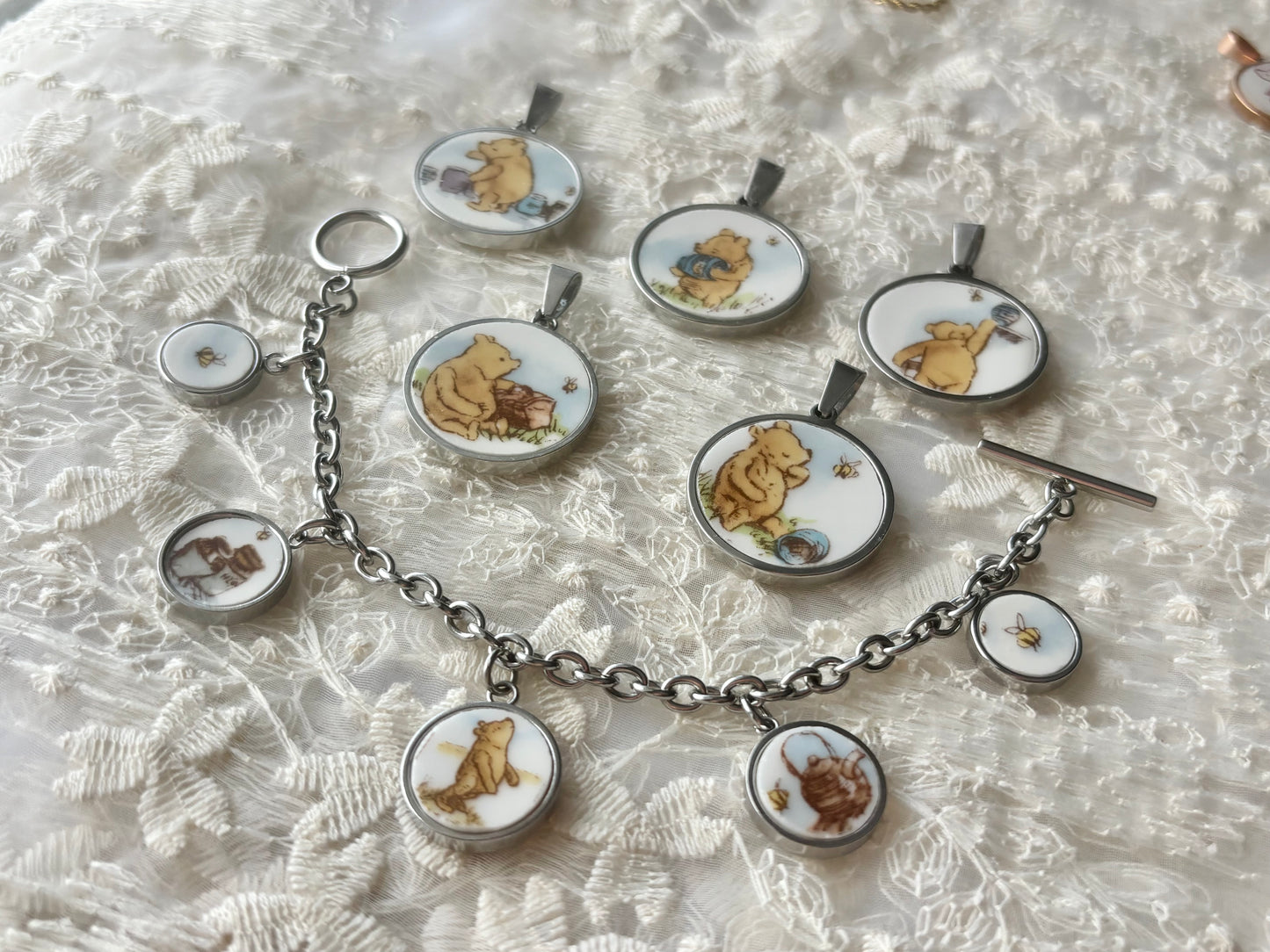Classic Pooh |Broken China Necklace - Silver