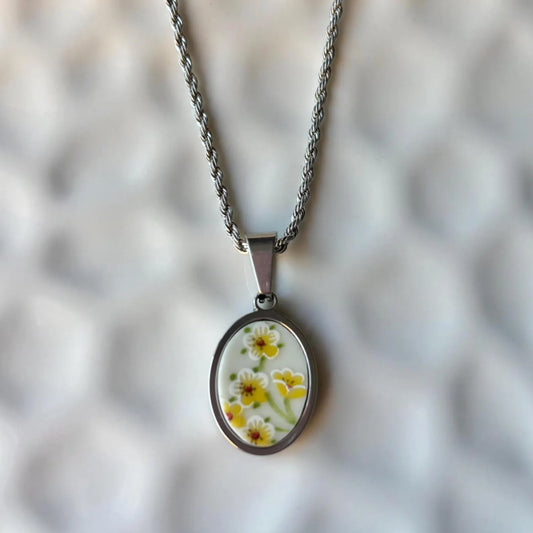 Strawberry Flowers | Broken China Necklace