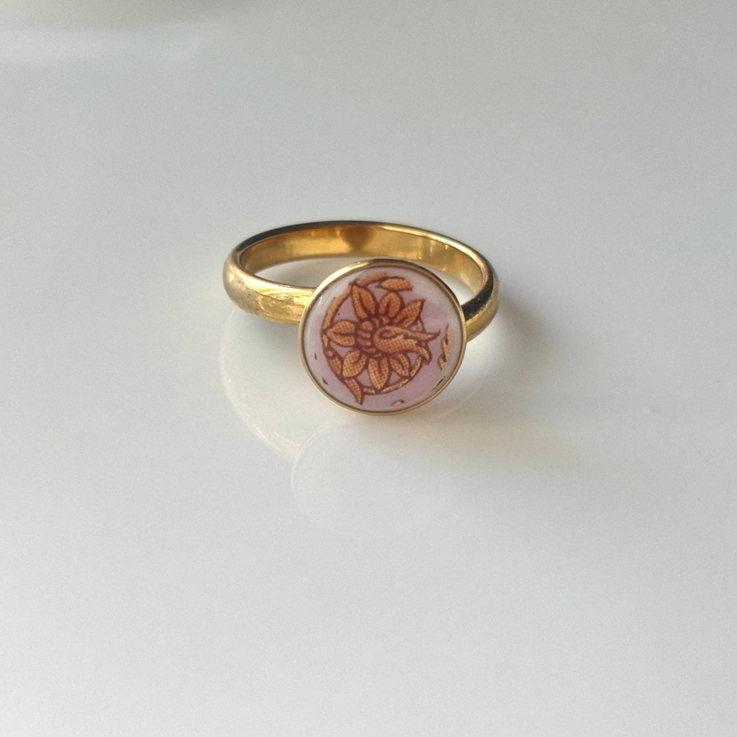 Venus Ring | Versace Broken Plate Jewelry