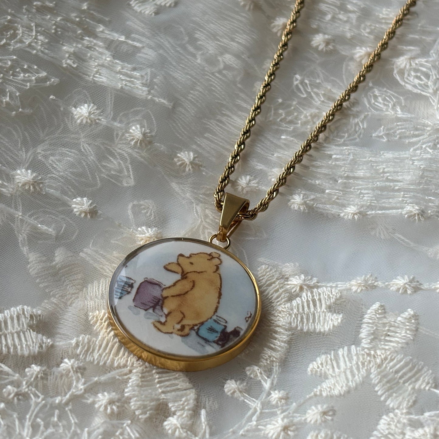 Classic Pooh | Broken China Necklace - Gold