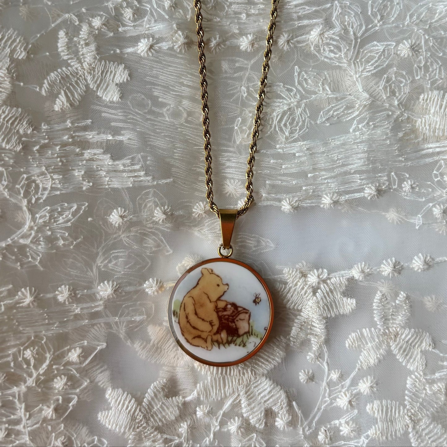 Classic Pooh | Broken China Necklace - Gold