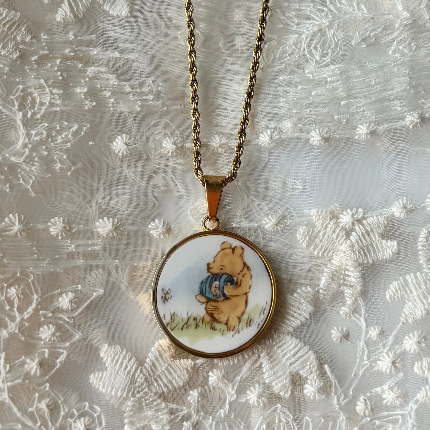Classic Pooh | Broken China Necklace - Gold