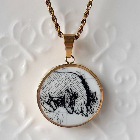 Eeyore Sketchbook Porcelain Necklace – Gold
