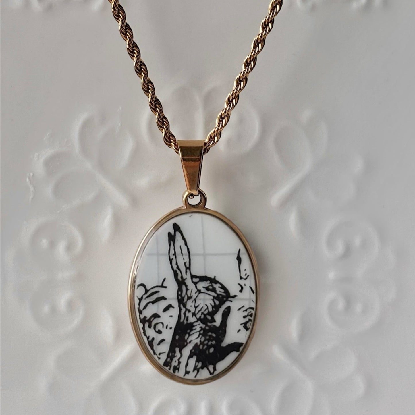 Rabbit Sketchbook Porcelain Necklace – Gold