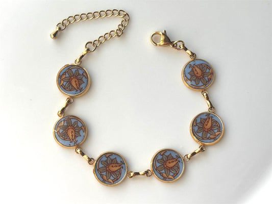 Venus Cahrm Bracelet | Versace Broken Plate Jewelry