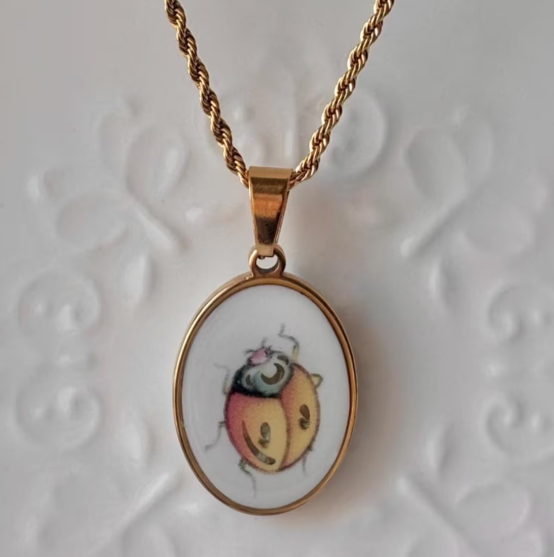 Lady Bug II | Broken China Necklace