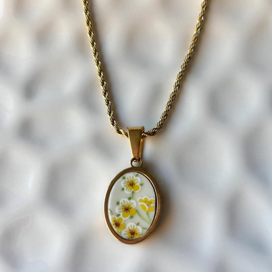 Strawberry Flowers | Broken China Necklace