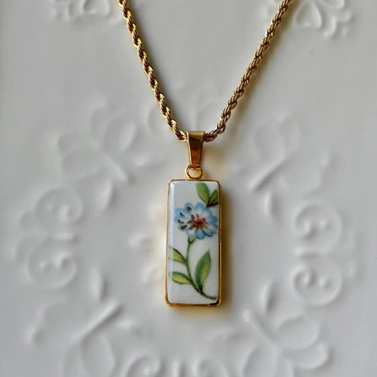 Blue Daisy | Broken China Necklace