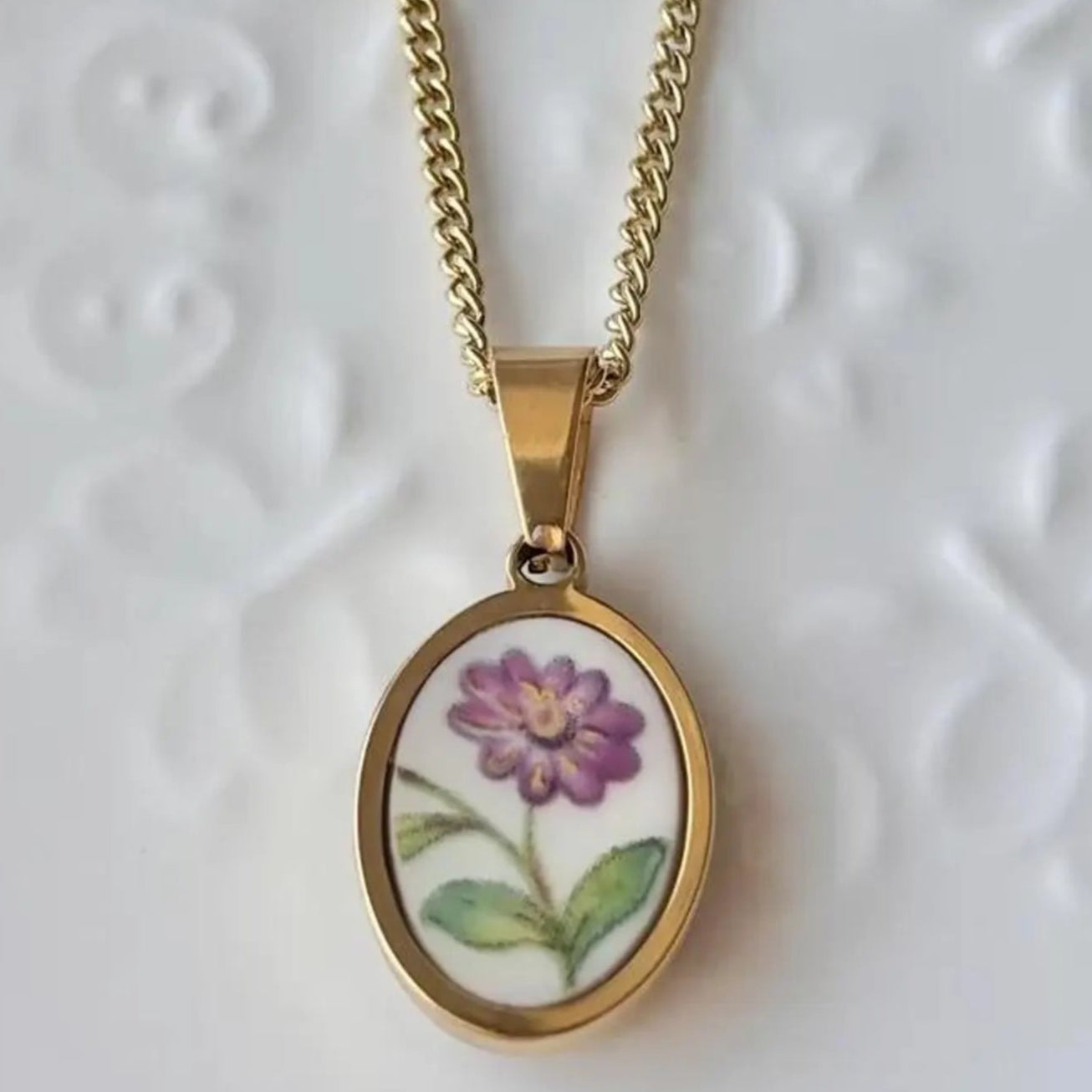 Purple Daisy III | Broken China Necklace