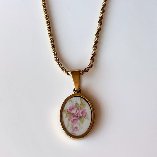 Rose Necklace| Broken China Jewelry